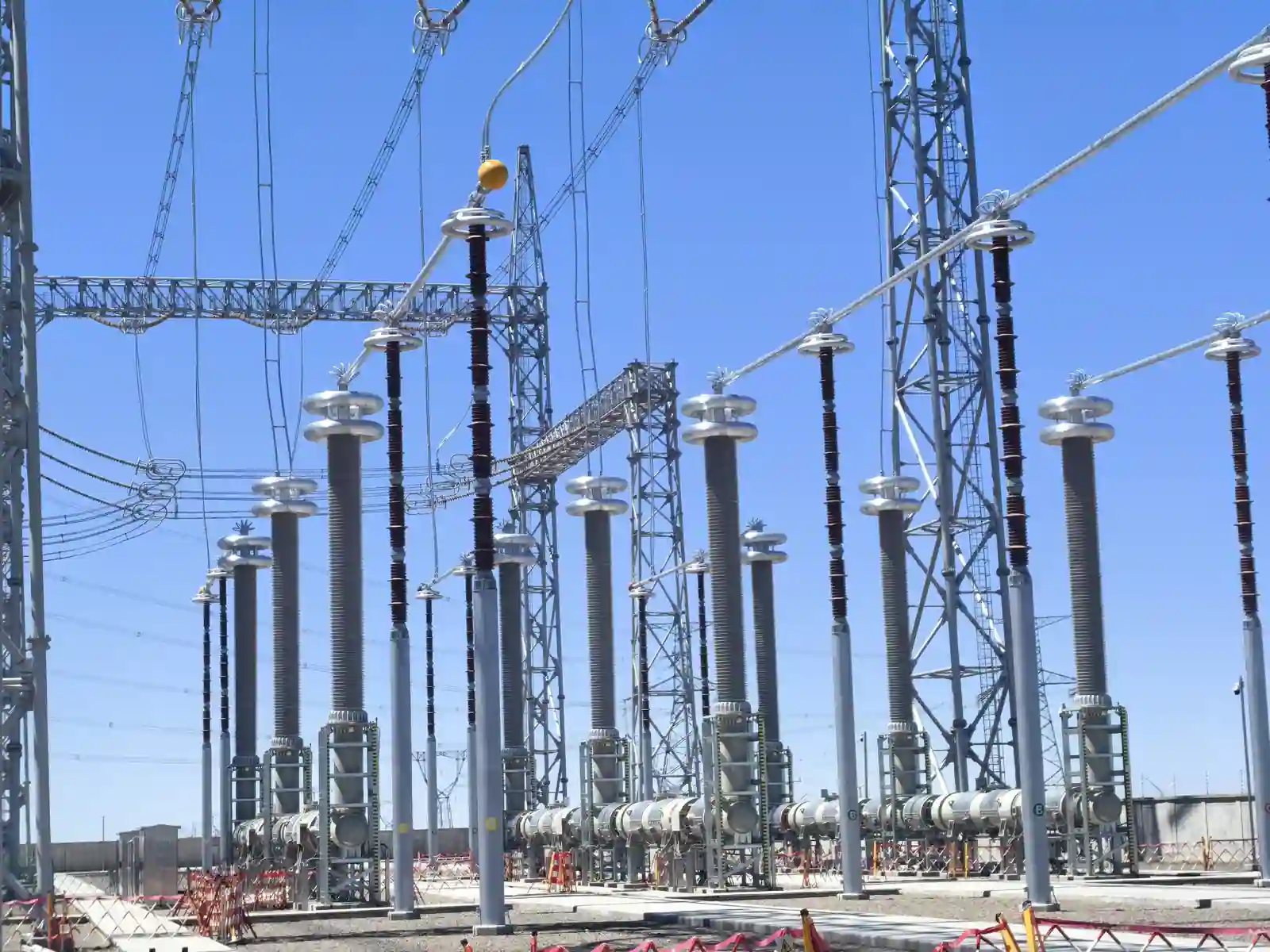Sieyuan 800kV Gas-Insulated Switchgear installed in a substation.