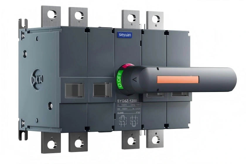 SYG6Z DC switch-disconnector installed in a combiner enclosure at a utility-scale Arizona PV and battery plant