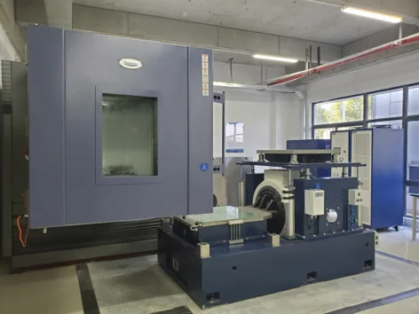 Environmental test chamber and vibration table in the Sieyuan environmental reliability laboratory